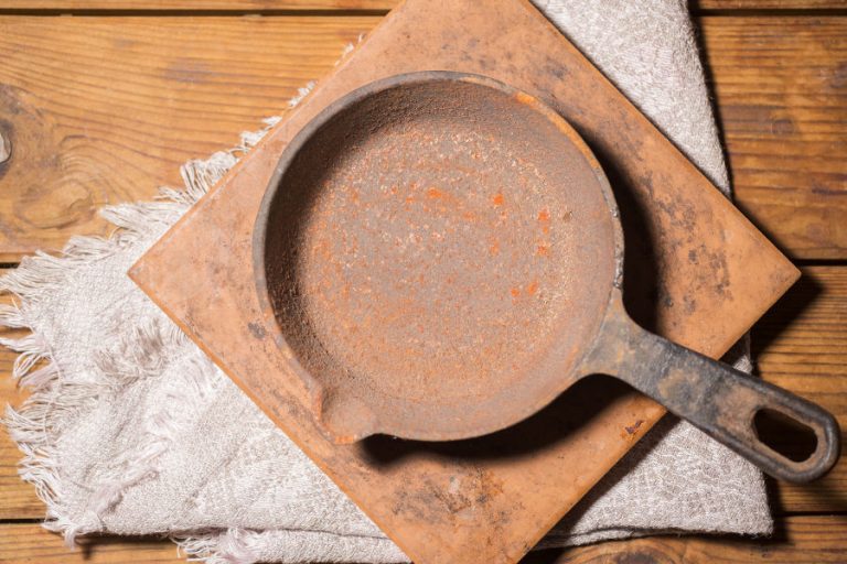 How to Remove Rust From Pots and Pans 6 Simple Methods AZ Rust