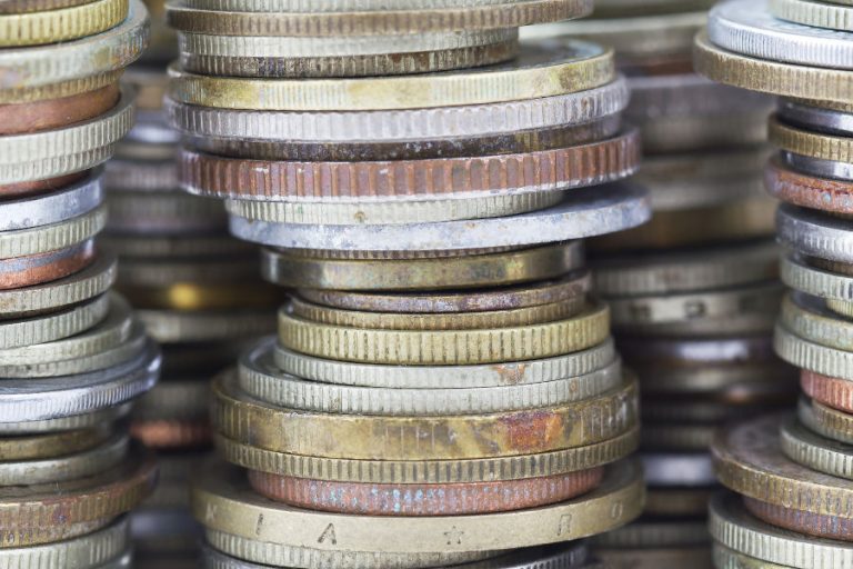 How to Clean Rusty Coins 4 Rust Removal Techniques AZ Rust